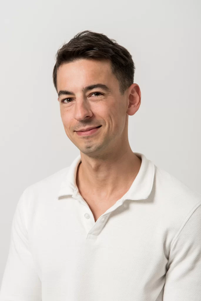 Edimart_fordítóiroda_timeline_Jánosy_Márton